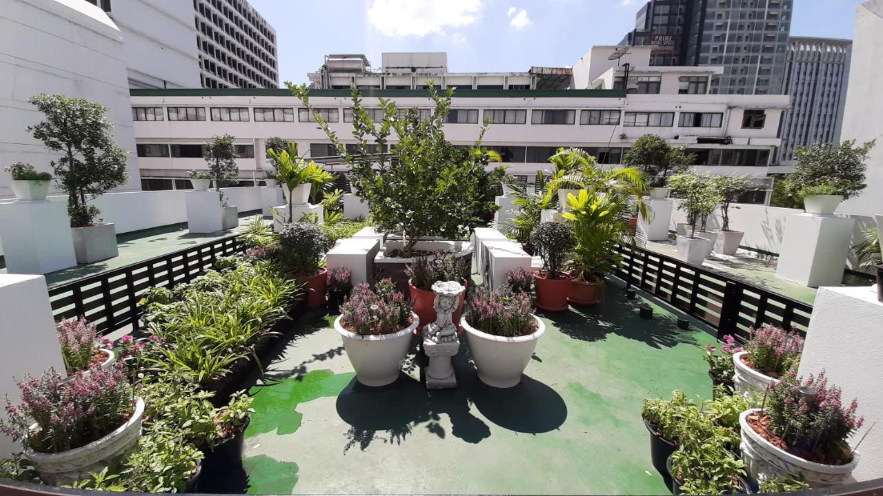 בנגקוק City Plaza Nana Hotel מראה חיצוני תמונה