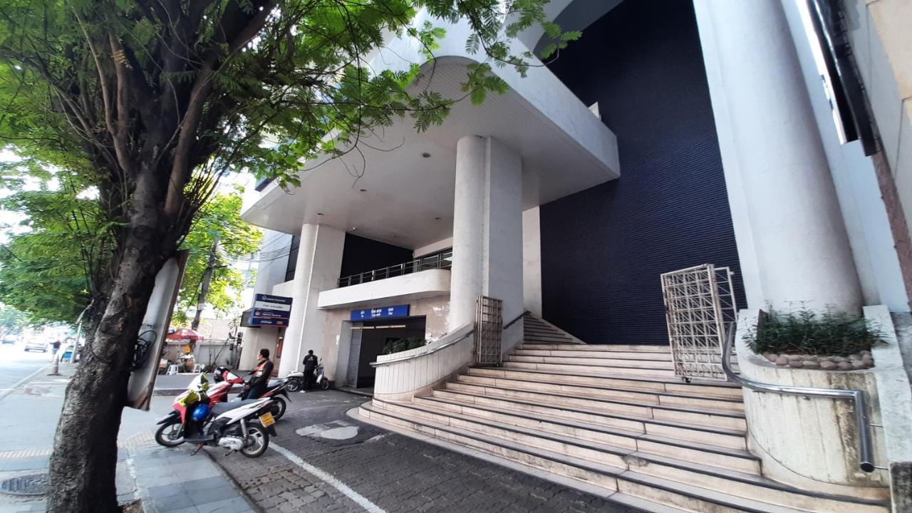 בנגקוק City Plaza Nana Hotel מראה חיצוני תמונה