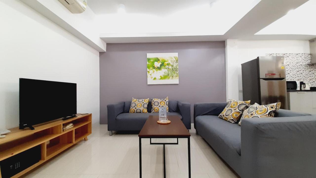בנגקוק City Plaza Nana Hotel מראה חיצוני תמונה