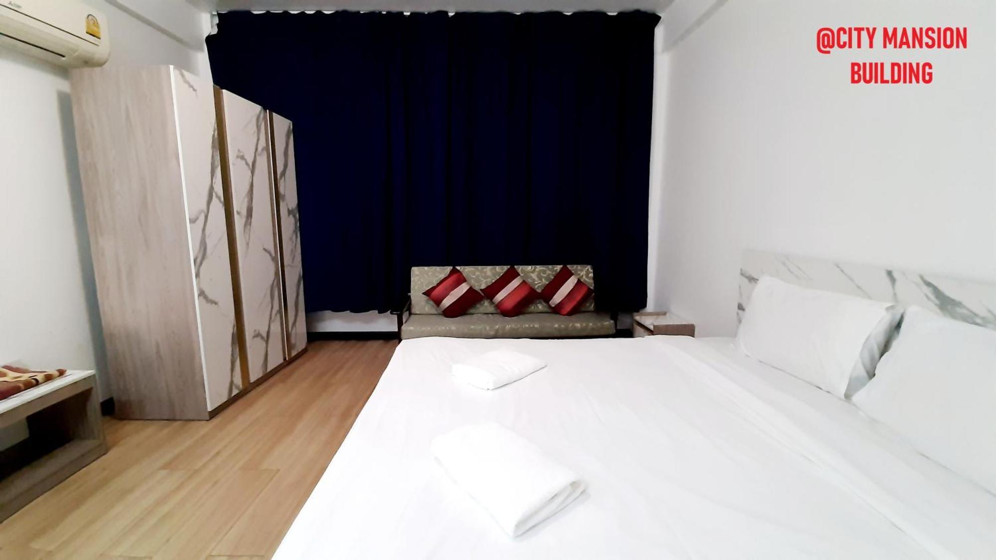 בנגקוק City Plaza Nana Hotel מראה חיצוני תמונה