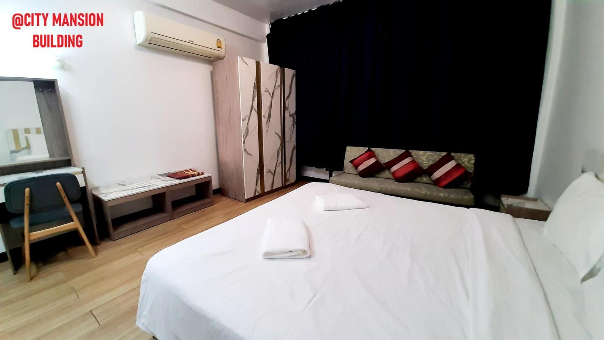 בנגקוק City Plaza Nana Hotel מראה חיצוני תמונה