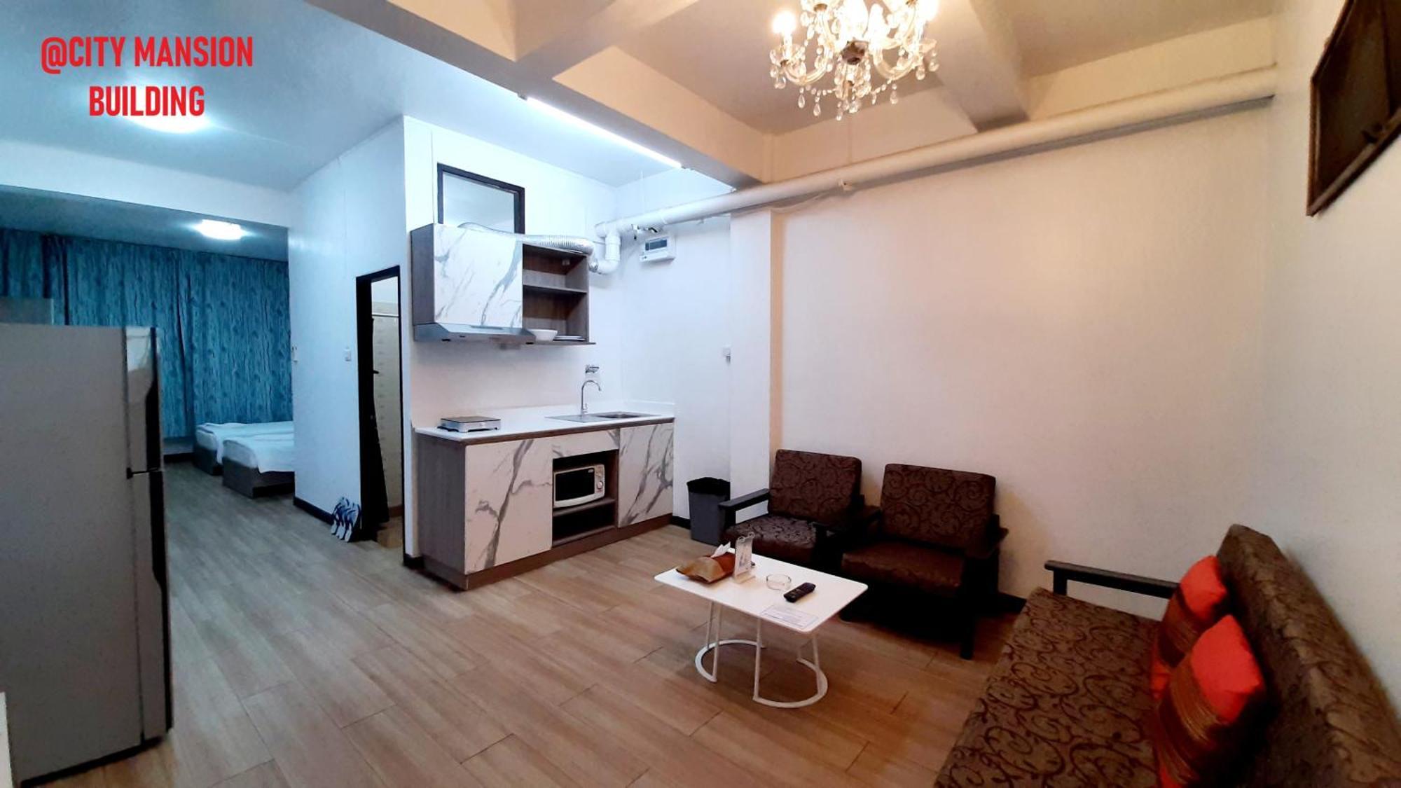 בנגקוק City Plaza Nana Hotel מראה חיצוני תמונה
